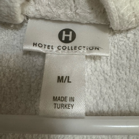 HOTEL COLLECTION Finest Robe M/L White Made in Turkey – 70% Cotton 30% Modal - Picture 11 of 11